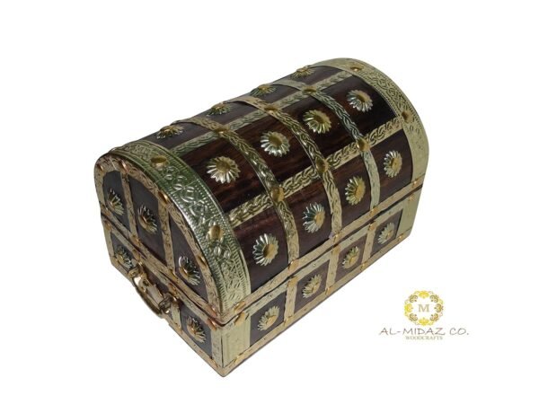 Women Wooden Gold Storage Box for Jewlery .